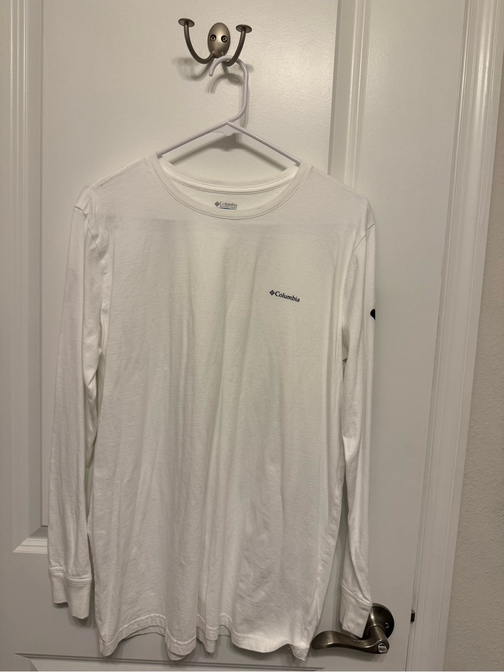 Columbia Women’s White Long-Sleeve Top